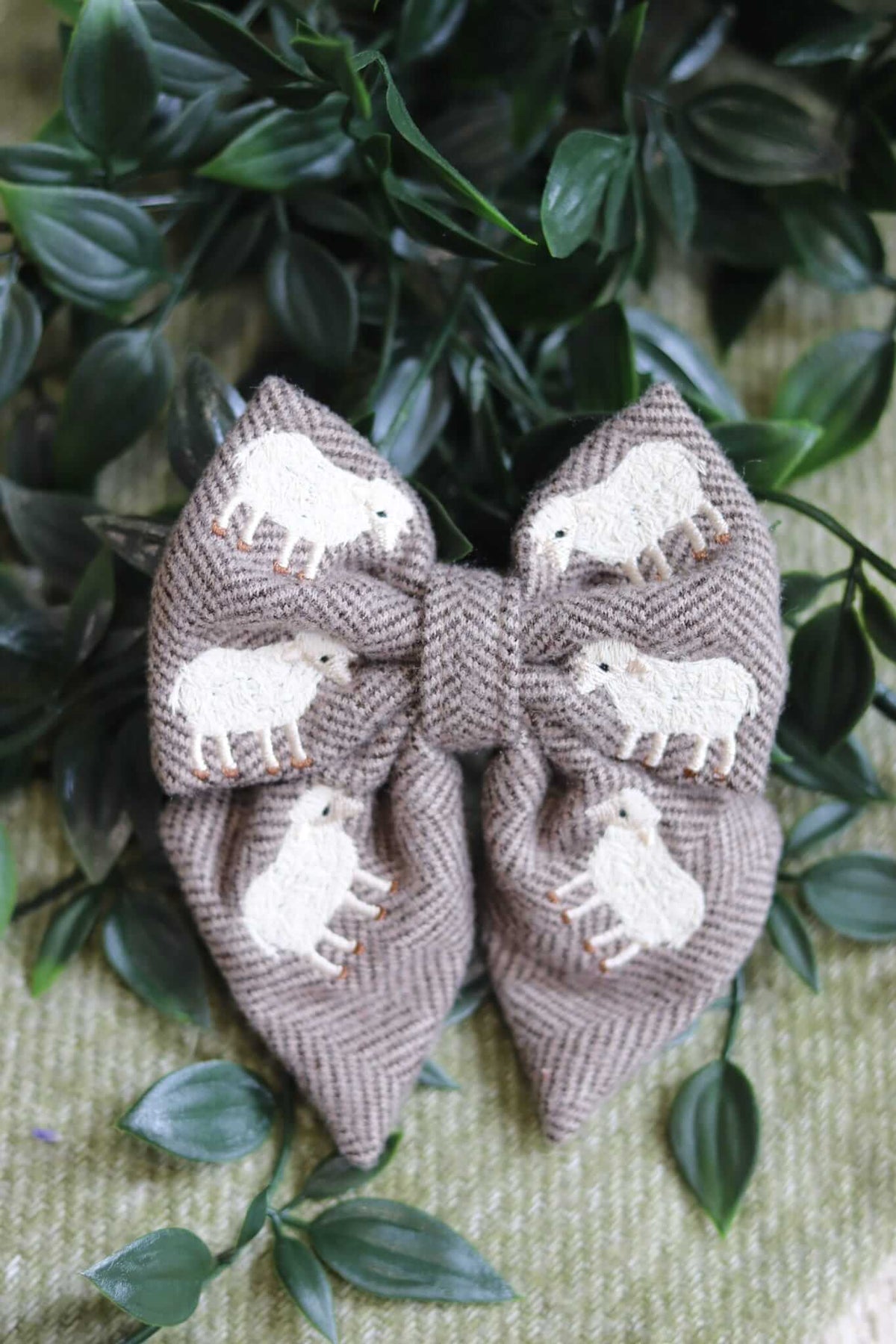 The Sheep Tweed Sailor Bow